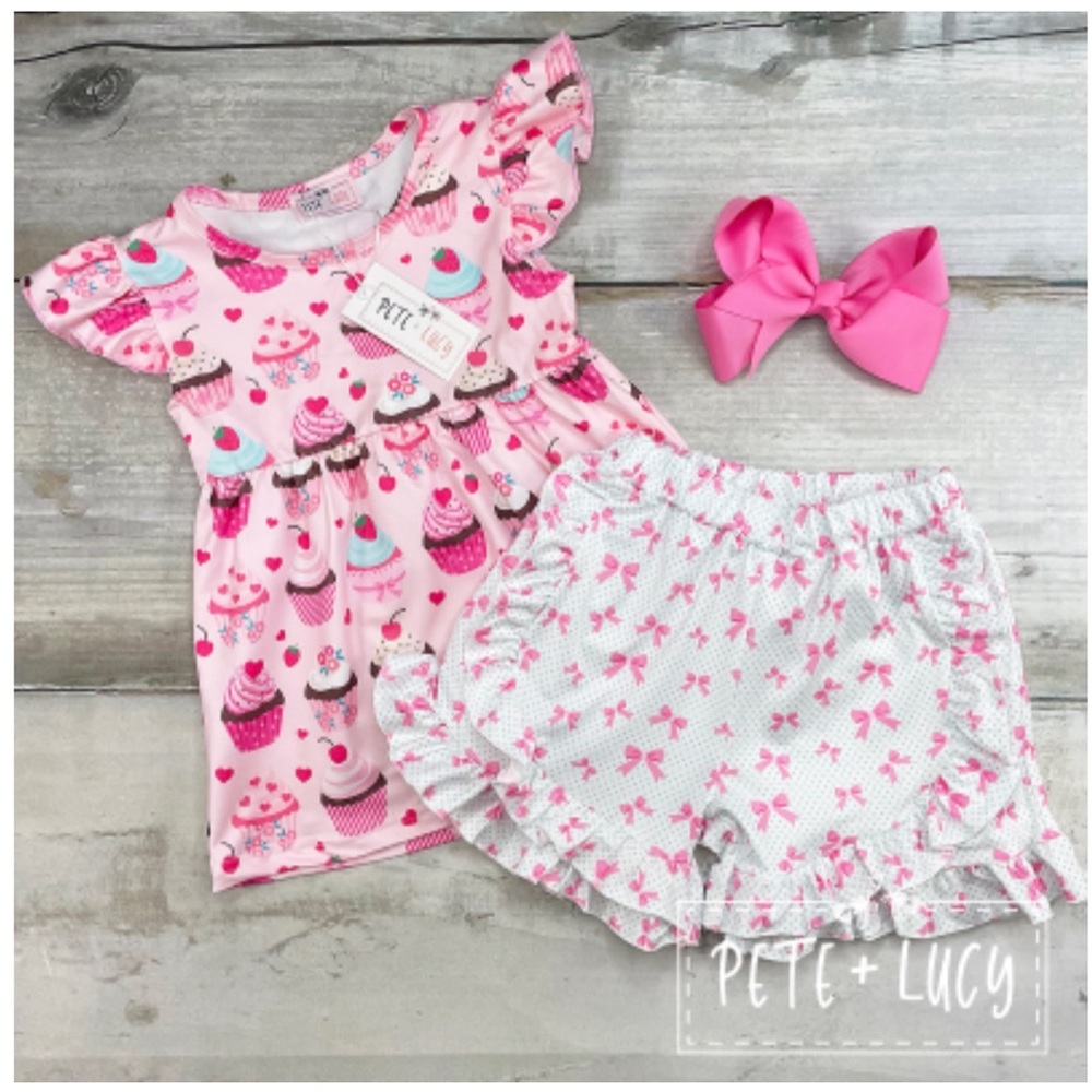 Pete & Lucy Cupcake Cutie Short Set